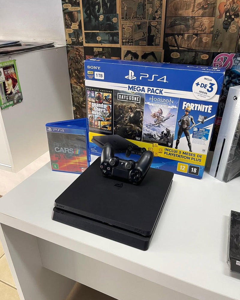 PlayStation 4 Slim
